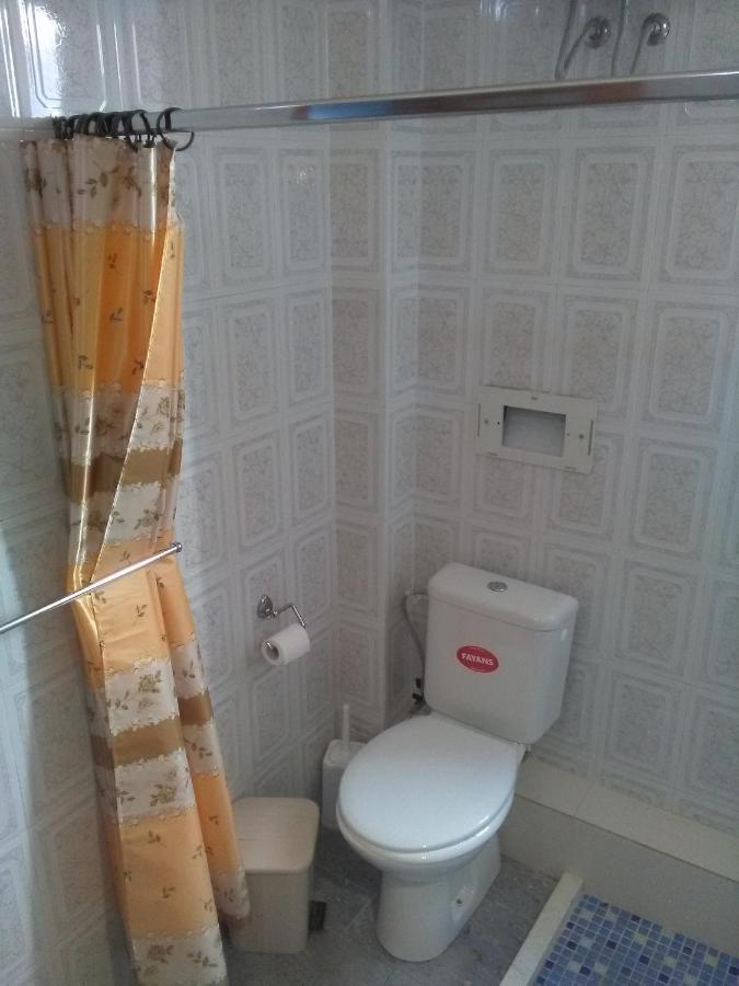 Vila Sula Guesthouse Durres Bagian luar foto